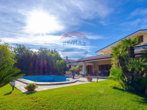 Villa o villino Casamassima, BA Vendita