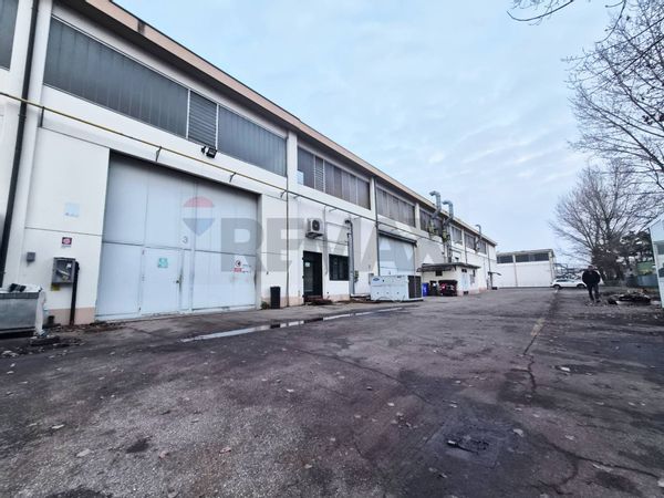 Attività  Commerciale Noceto, PR Vendita - Foto 2