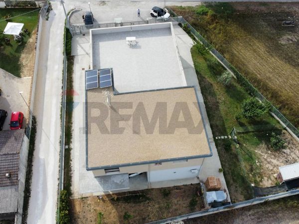 Capannone Industriale Villanova, Cepagatti, PE Vendita