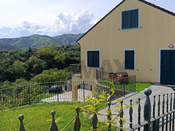 Porzione di villa LeginoZinola, Savona, SV Vendita