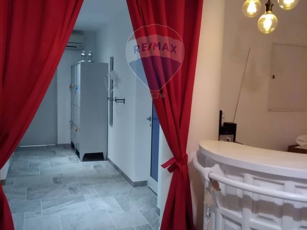 Locale Commerciale Marilleva, Mezzana, TN Vendita