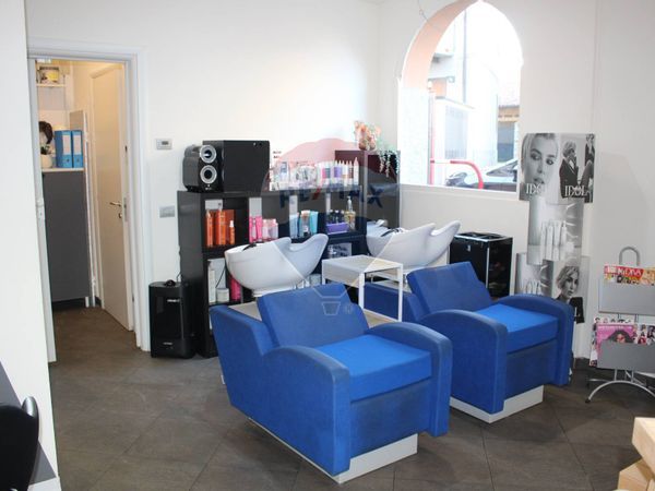 Attività  Commerciale Gazzada Schianno, VA Vendita - Foto 2