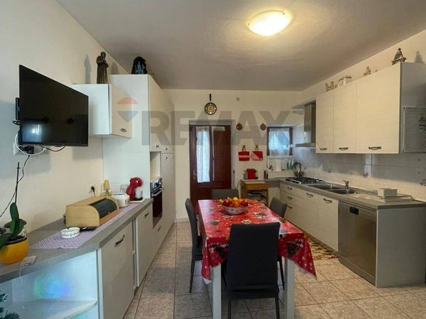 Porzione di casa Luino, VA Vendita - Foto 2