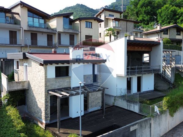 Villa singola Palazzago, BG Vendita
