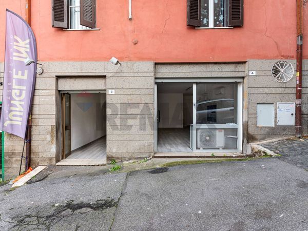 Locale Commerciale Mentana, RM Affitto