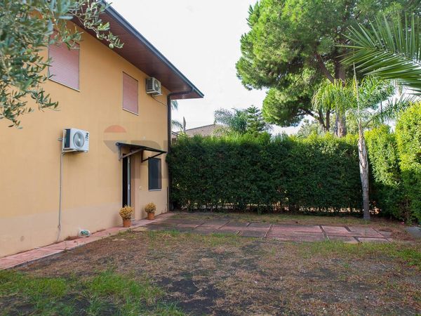 Casa Semindipendente Santa Maria La Stella, Aci Sant'Antonio, CT Affitto - Foto 2