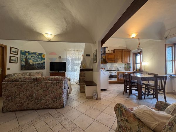 Appartamento Volterra, PI Vendita