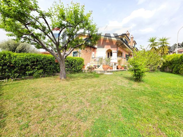 Villa a schiera Guidonia Montecelio, RM Vendita - Foto 4