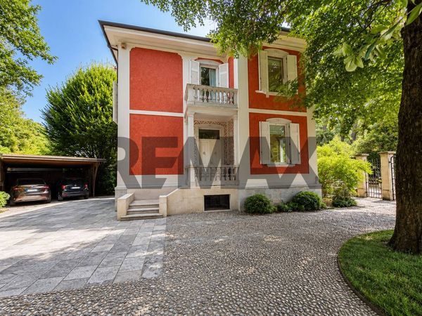 Villa singola Zona Ippodromo, Varese, VA Vendita