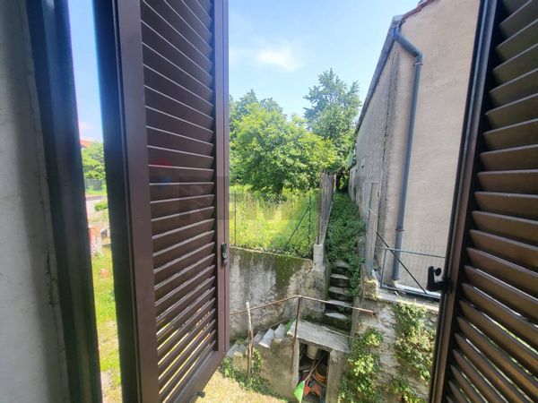 Rustico Villa Guardia, CO Vendita