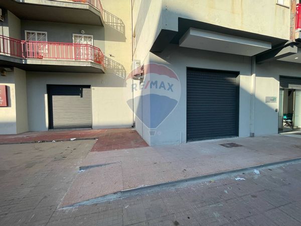 Locale Commerciale Corigliano Calabro Stazione, Corigliano-Rossano, CS Affitto