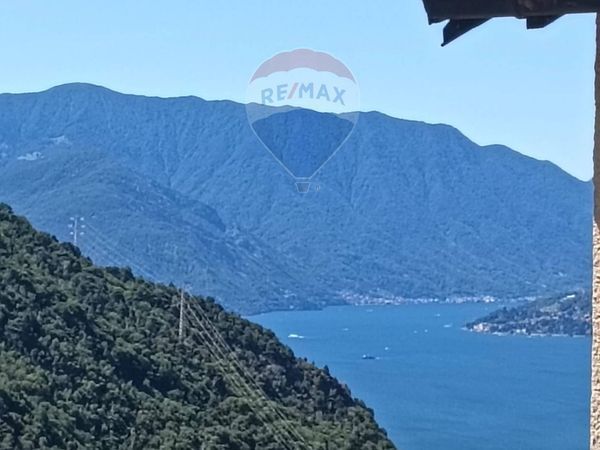 Casa Semindipendente Valvarrone, LC Vendita