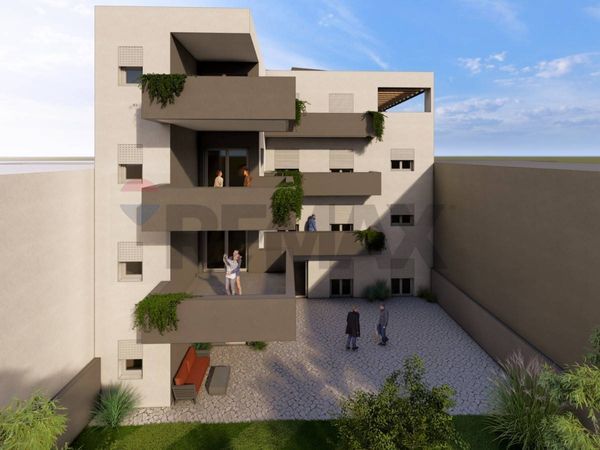 Appartamento Zona San Pio, Lecce, LE Vendita