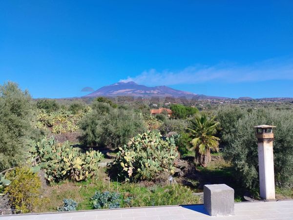 Villa singola Roccalupa, Ragalna, CT Vendita