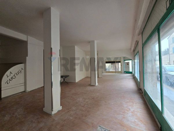 Locale Commerciale Centro Storico, Foligno, PG Vendita - Foto 3