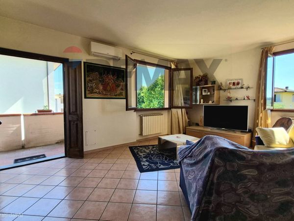 Villa a schiera Bassa, Cerreto Guidi, FI Vendita