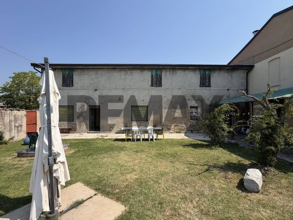 Cascina/Casale Gozzolina, Castiglione delle Stiviere, MN Vendita - Foto 4