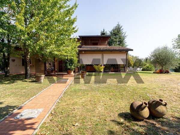 Casa Indipendente Lesignano de' Bagni, PR Vendita