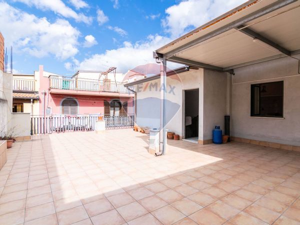 Casa Semindipendente Paternò, CT Vendita