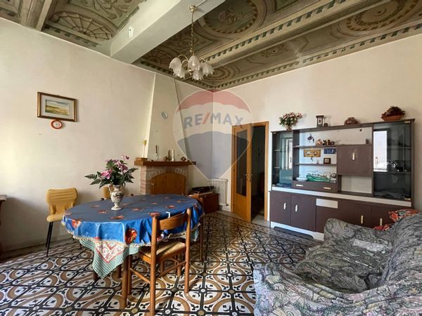 Appartamento Arcevia, AN Vendita