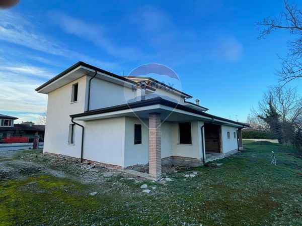 Villetta bifamiliare Solarolo, Goito, MN Vendita