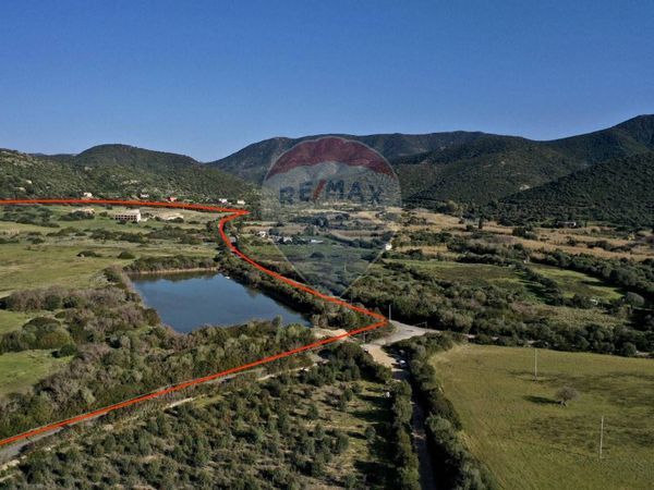 Cascina/Casale Teulada, SU Vendita