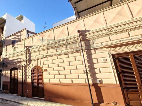 Casa Indipendente Terrasini, PA Vendita