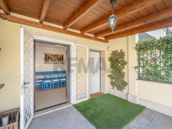 Villa o villino Marco Simone, Guidonia Montecelio, RM Vendita - Foto 4