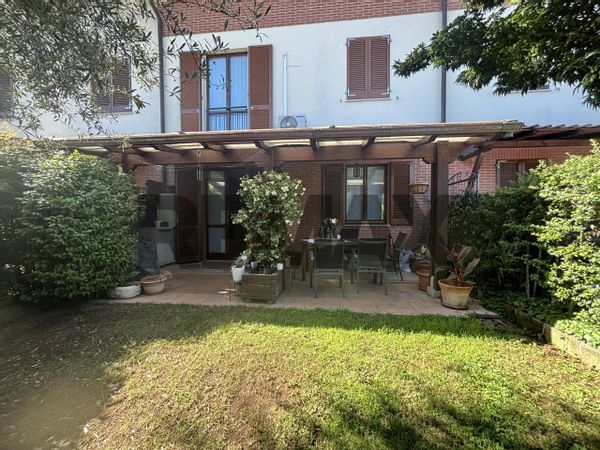 Villa a schiera Olgiate Olona, VA Vendita