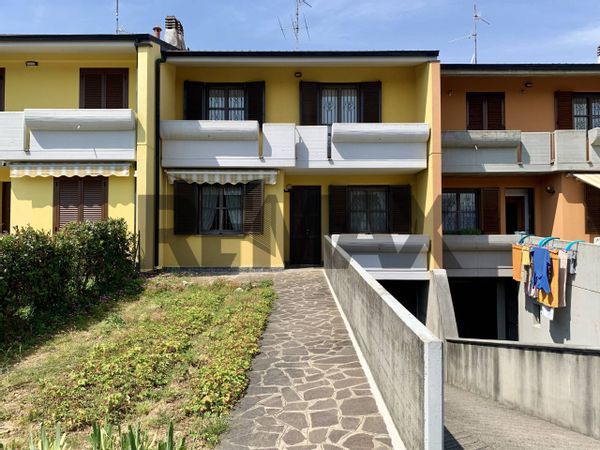 Villa a schiera Grassobbio, BG Vendita