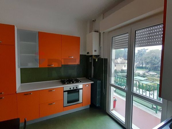 Appartamento Zona Viale Firenze, Foligno, PG Affitto - Foto 4