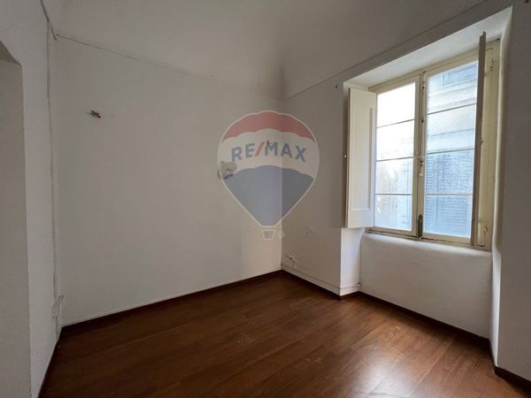 Ufficio Centro storico, Chieti, CH Affitto