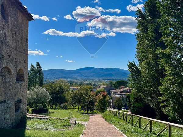 Casa Indipendente San Potito Sannitico, CE Vendita