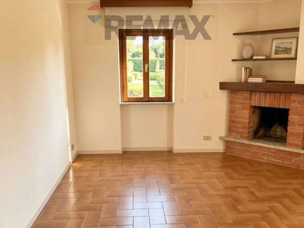 Appartamento Casalzuigno, VA Vendita
