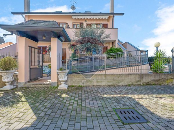 Appartamento Lainate, MI Vendita