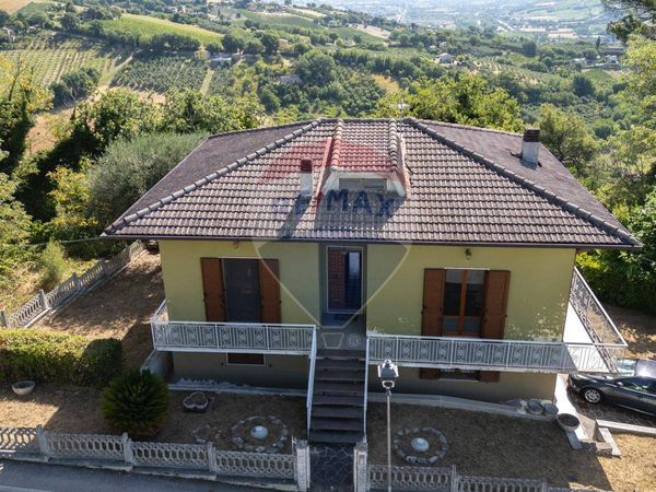 Casa Indipendente Castelplanio, AN Vendita