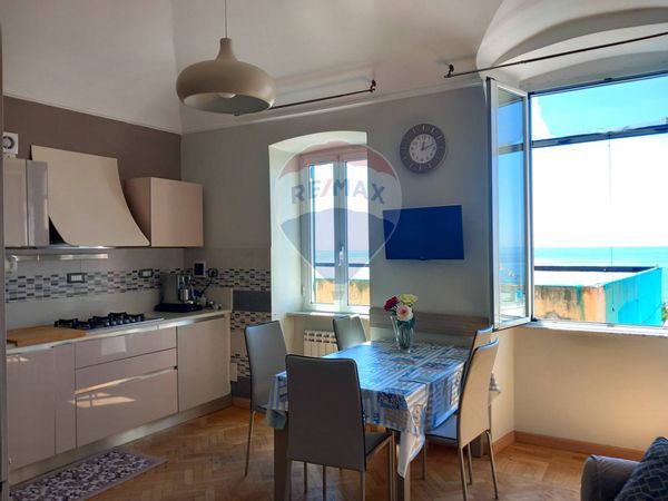 Appartamento Voltri, Genova, GE Vendita