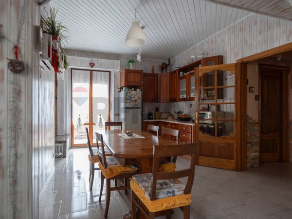 Appartamento Castelferretti, Falconara Marittima, AN Vendita