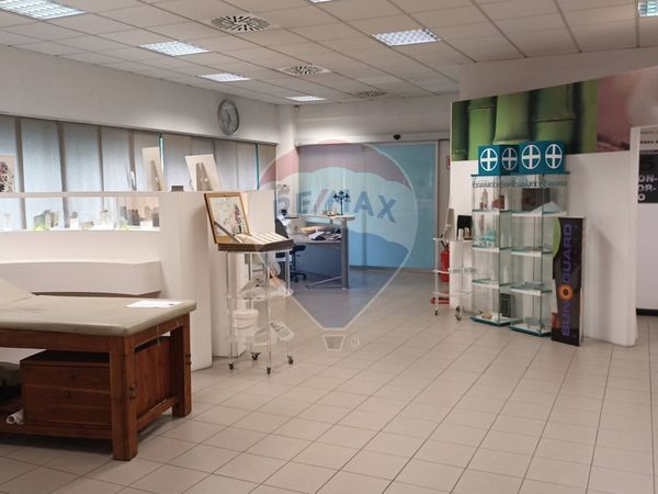 Locale Commerciale Coop, Figline e Incisa Valdarno, FI Affitto - Foto 3