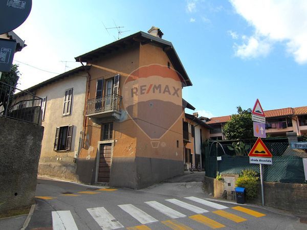 Porzione di casa Buguggiate, VA Vendita