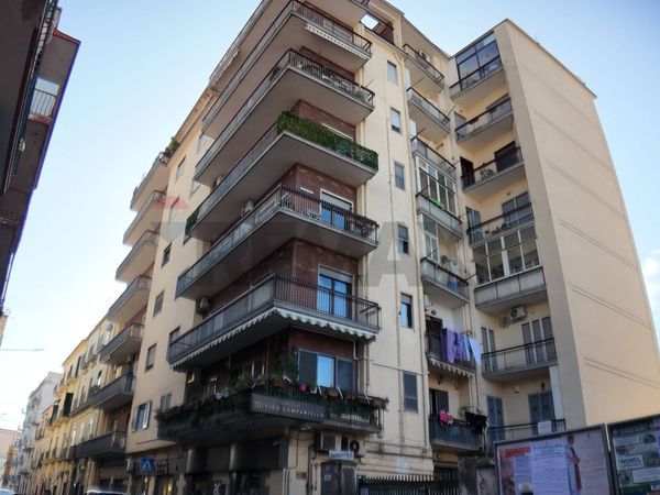 Appartamento Torre del Greco, NA Vendita
