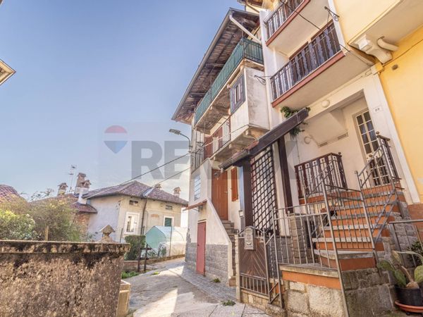 Villa a schiera Valle San Nicolao, BI Vendita