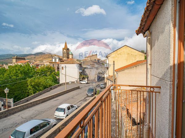 Casa Indipendente Randazzo, CT Vendita