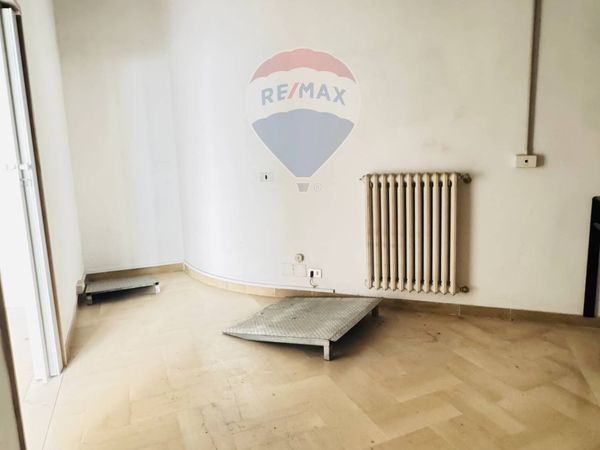 Locale Commerciale Andria, BT Affitto - Foto 3