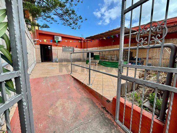 Locale Commerciale Zona Centro, Capoterra, CA Affitto - Foto 2