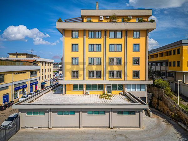 Ufficio Carbonazzi, Sassari, SS Affitto