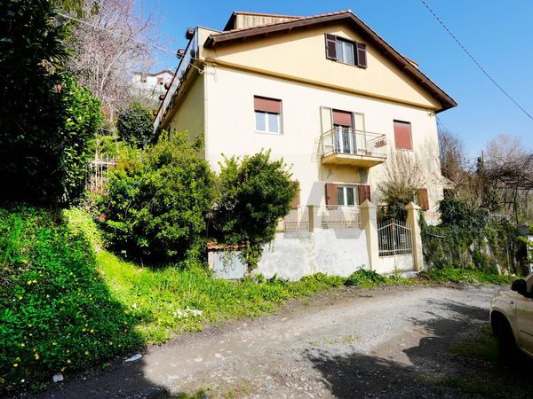 Casa Indipendente Passo dei Giovi, Mignanego, GE Vendita