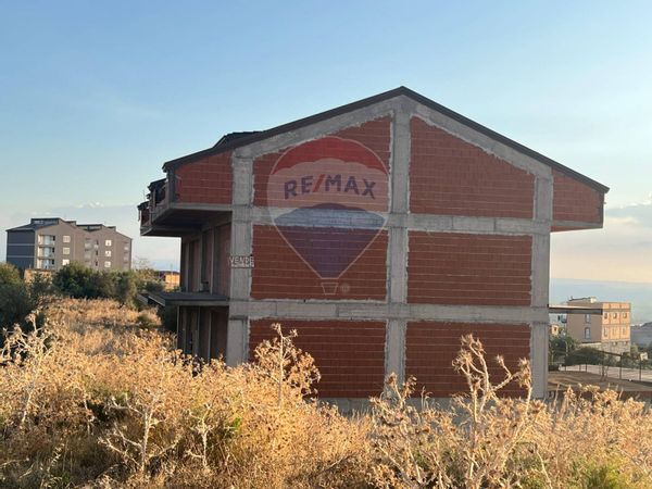 Villetta bifamiliare Paternò, CT Vendita