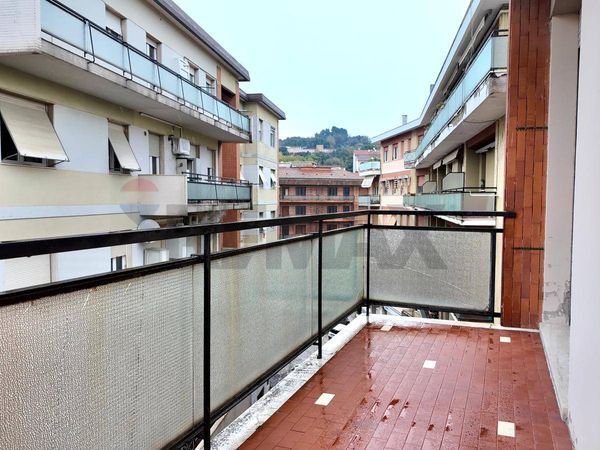 Appartamento Semicentro, Ancona, AN Vendita - Foto 2