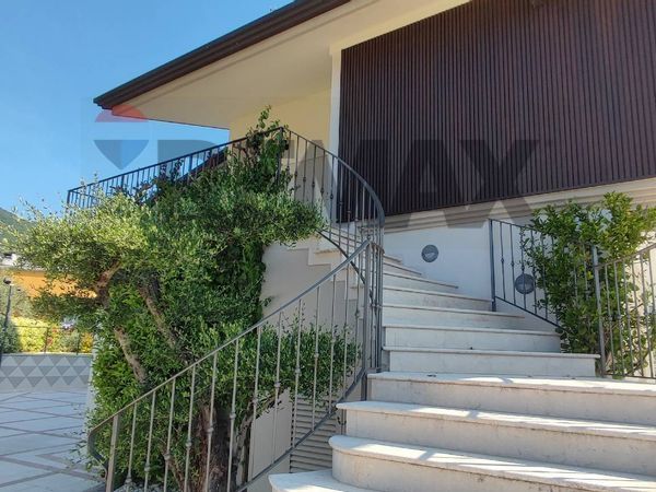 Villa singola Roè Volciano, BS Affitto